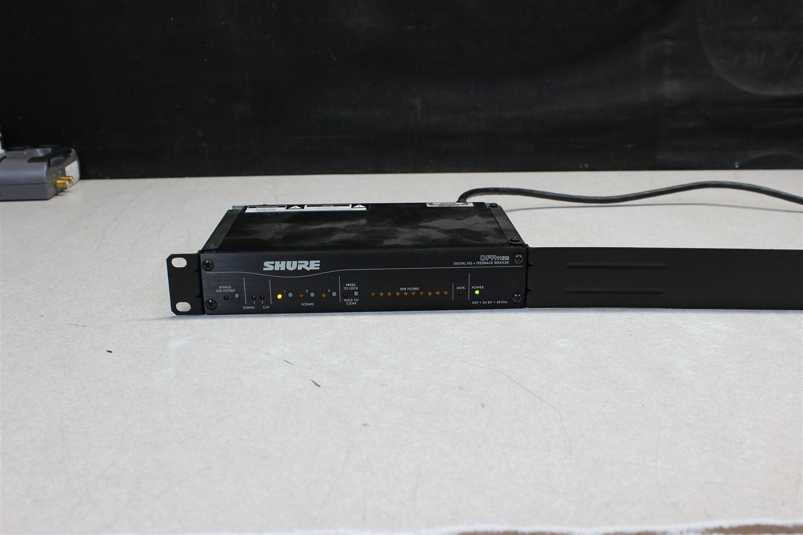 SHURE DFR11EQ Digital EQ + Feedback Reducer