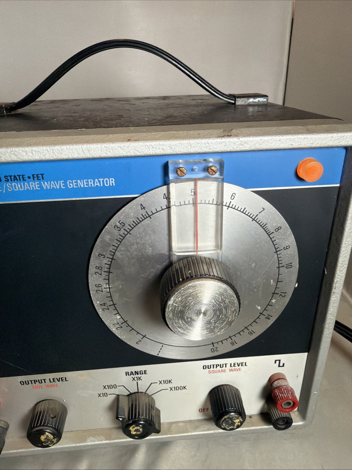 EICO model 379 Solid State Fet Sine/Square Wave Generator