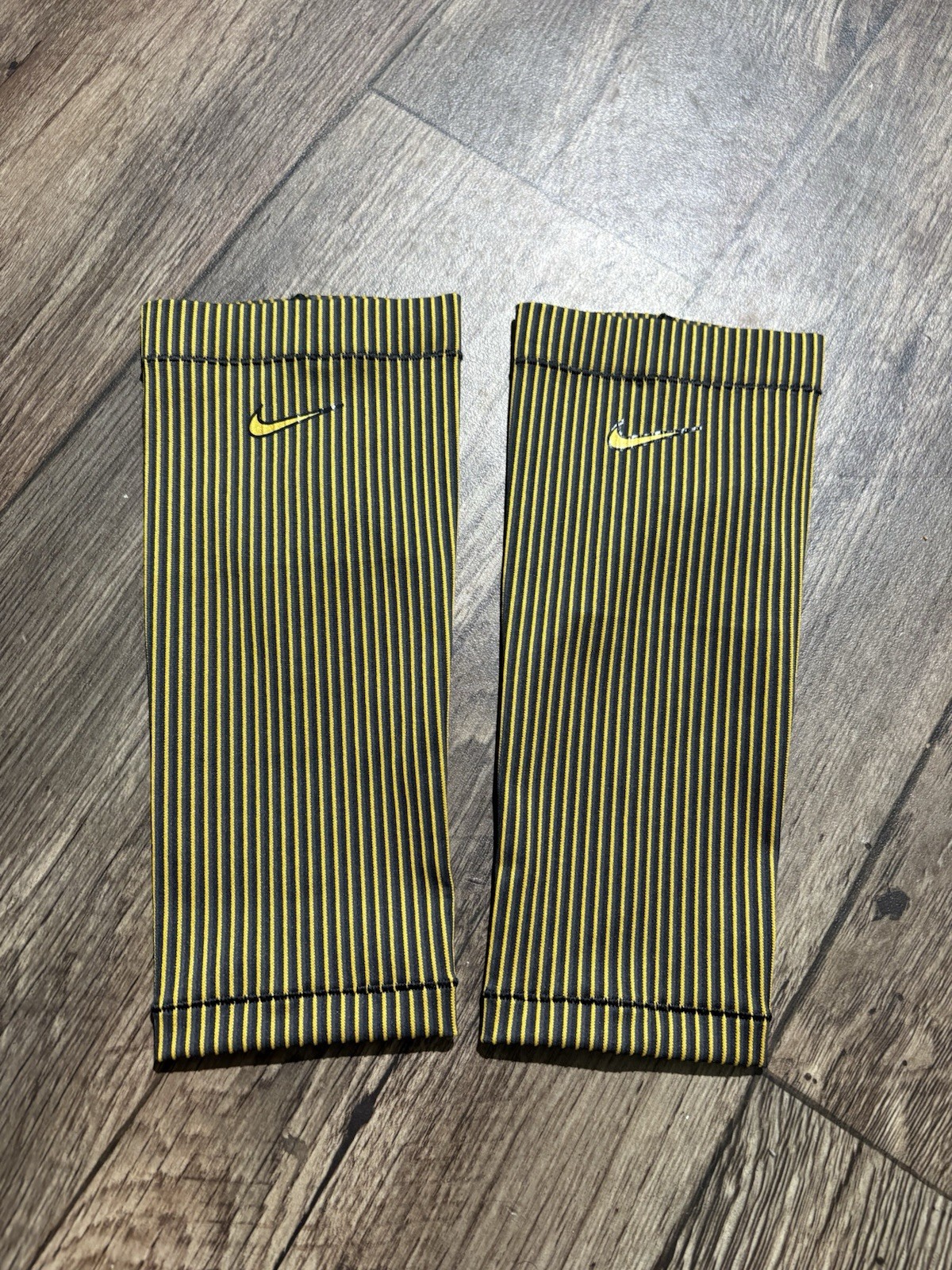 Nike Pro Elite DRI-FIT ADV Running Calf Sleeves Yellow Adult XXS FD5894-711