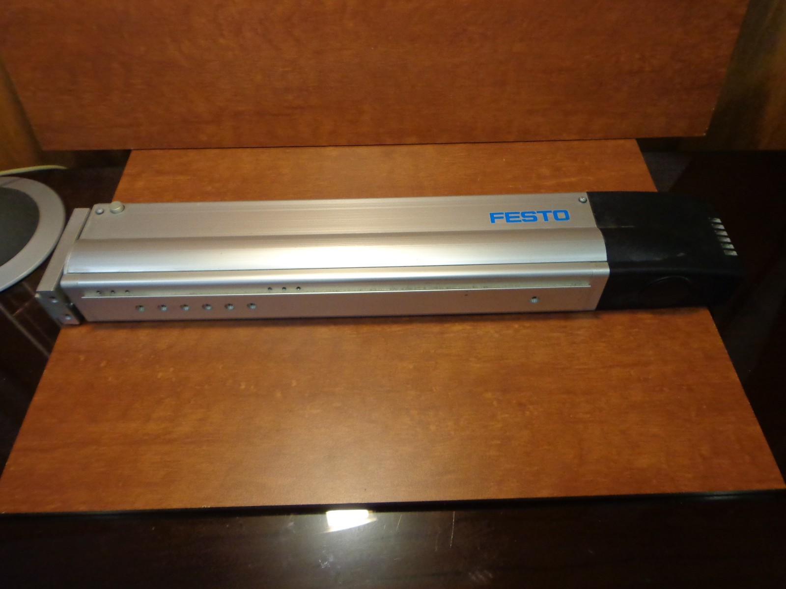 Festo linear slide HMP-20-150-2G6-KP-Z1-EL-2A1