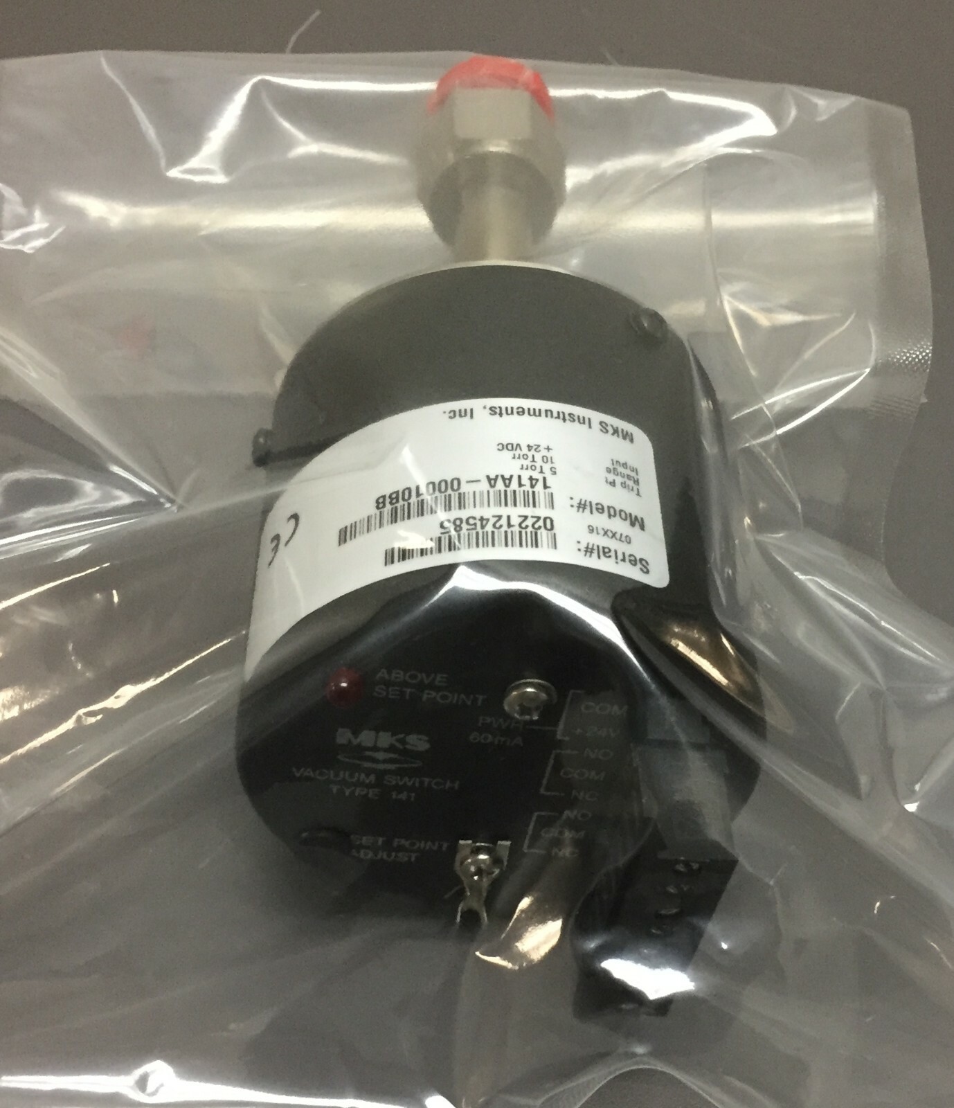MKS 141A-24161, Baratron TYPE 141, Trip PI 3 Torr, Range 10 Torr Vacuum Switch
