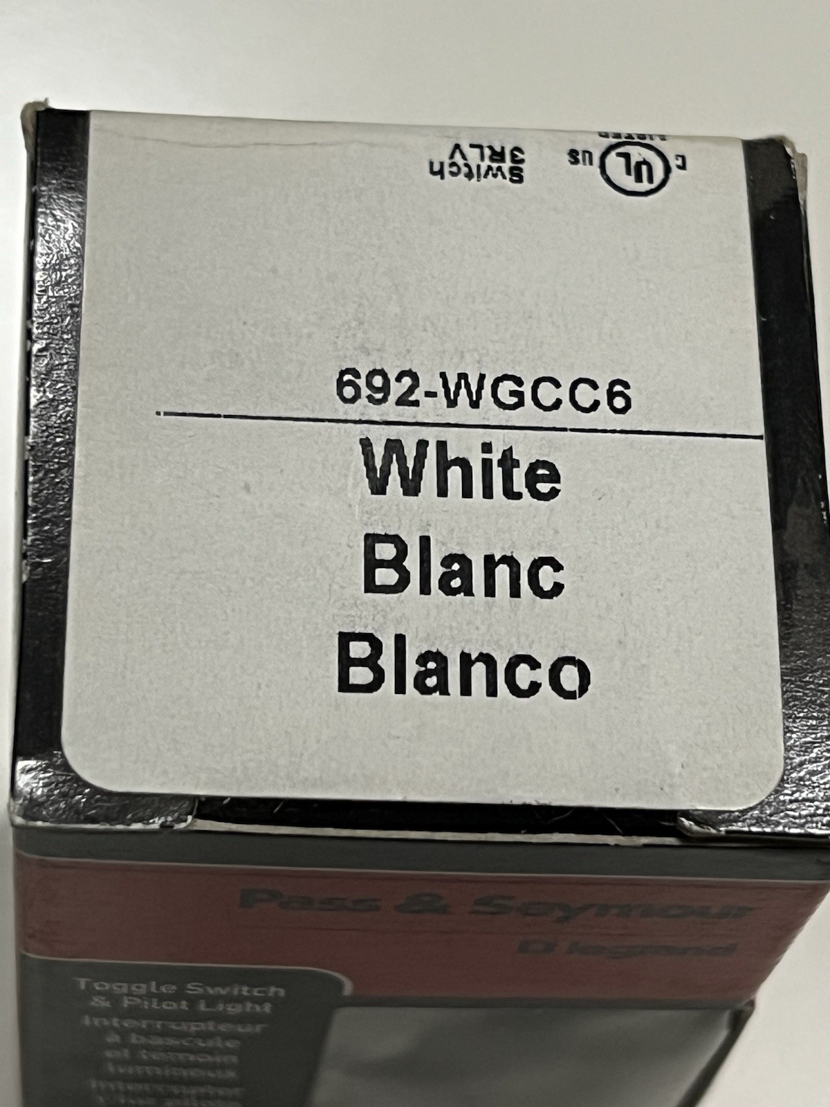 Pass & Seymour Legrand 692-WGCC6 White Toggle Switch & Pilot Light