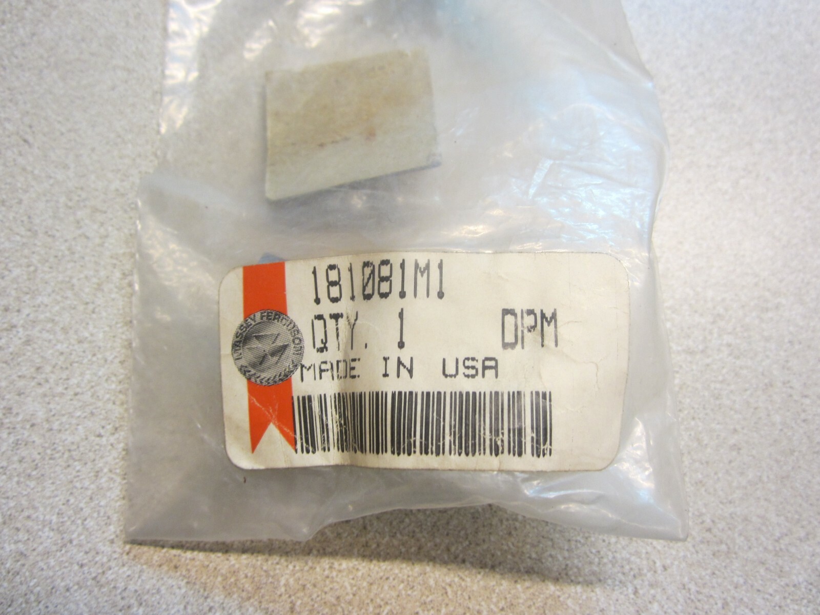 Massey Ferguson 181081M1 Valve