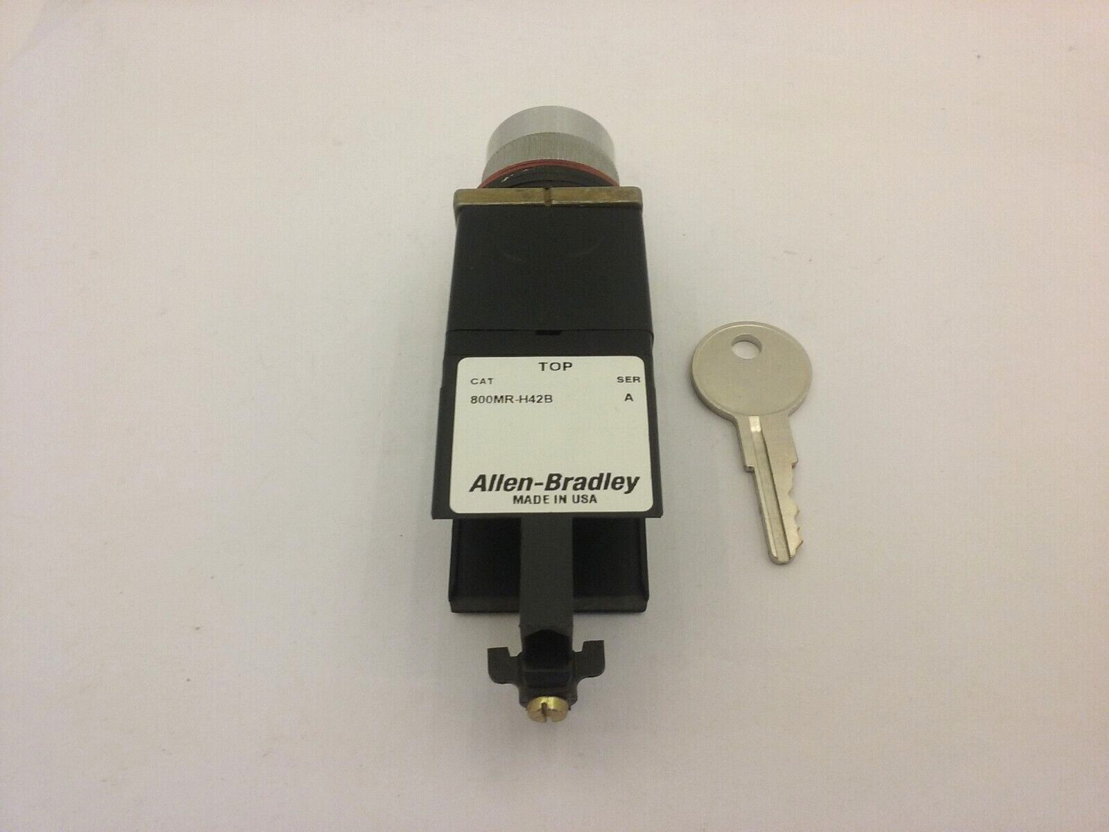 ALLEN BRADLEY 800MR-H42B SELECTOR SWITCH SPRING RETURN OPERATOR SER.A NNB