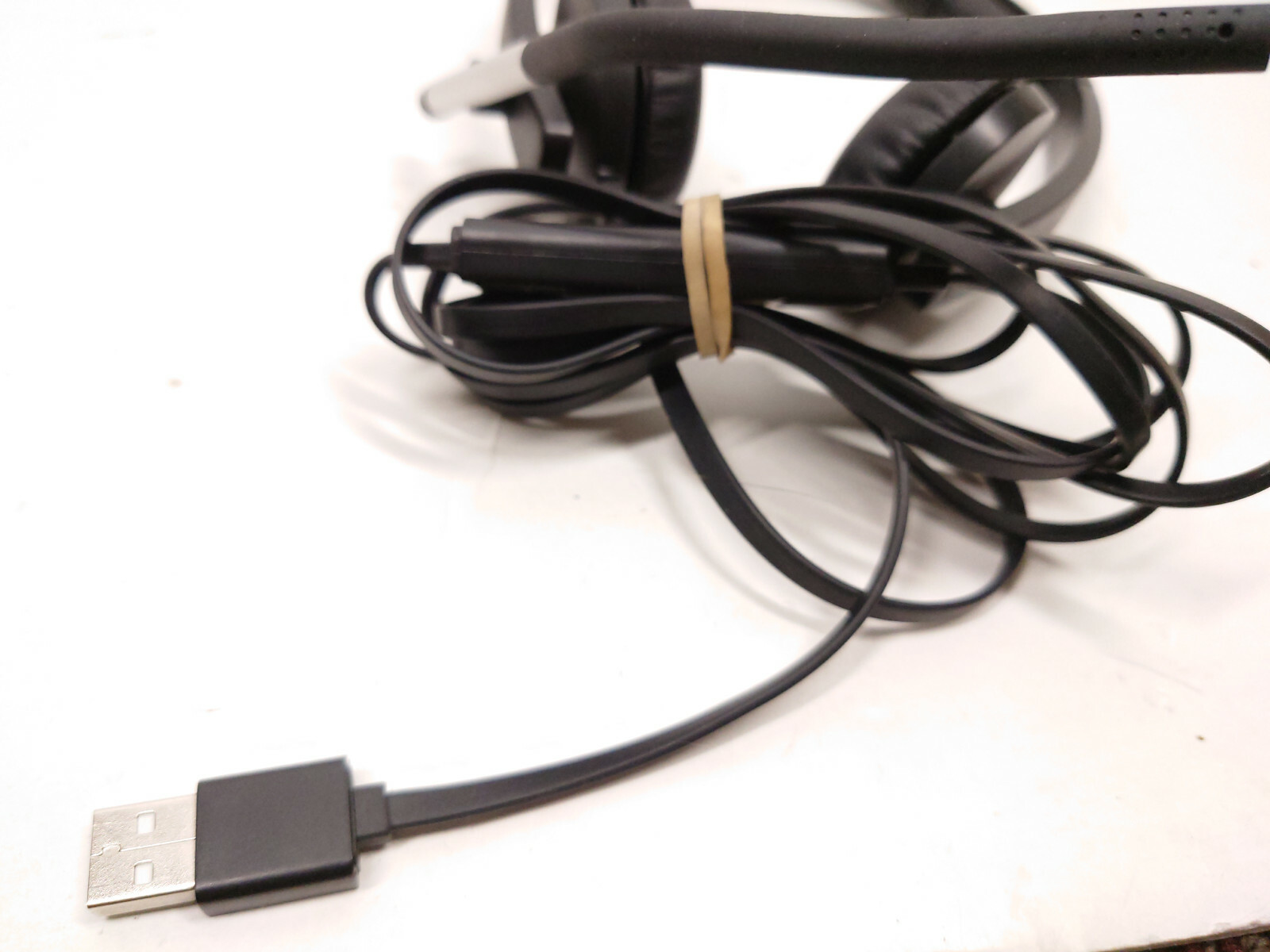 Logitech A-00057 USB Headset with Microphone Storage Bag - Tested and Working