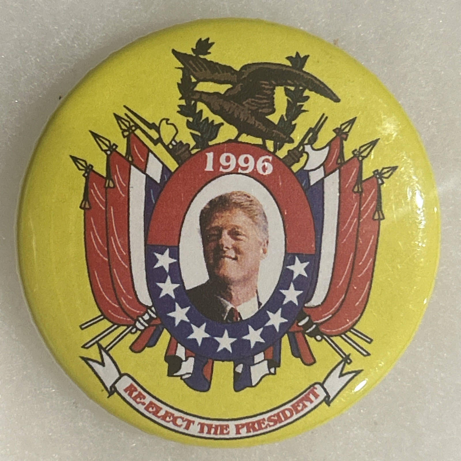 1996 Bill Clinton Re-elect The President  2 1/2” pinback button pin