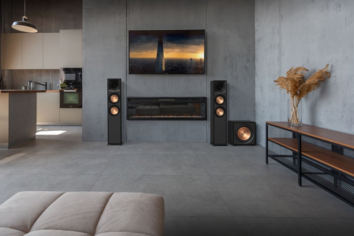 Klipsch Reference Series 10" 150W Powered Subwoofer - Black