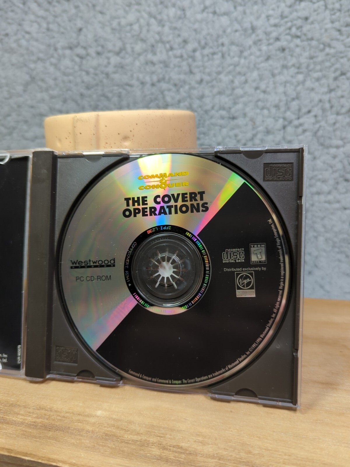 Command & Conquer The Cover Operations Instruction Manual (PC, 1996) PC CD ROM