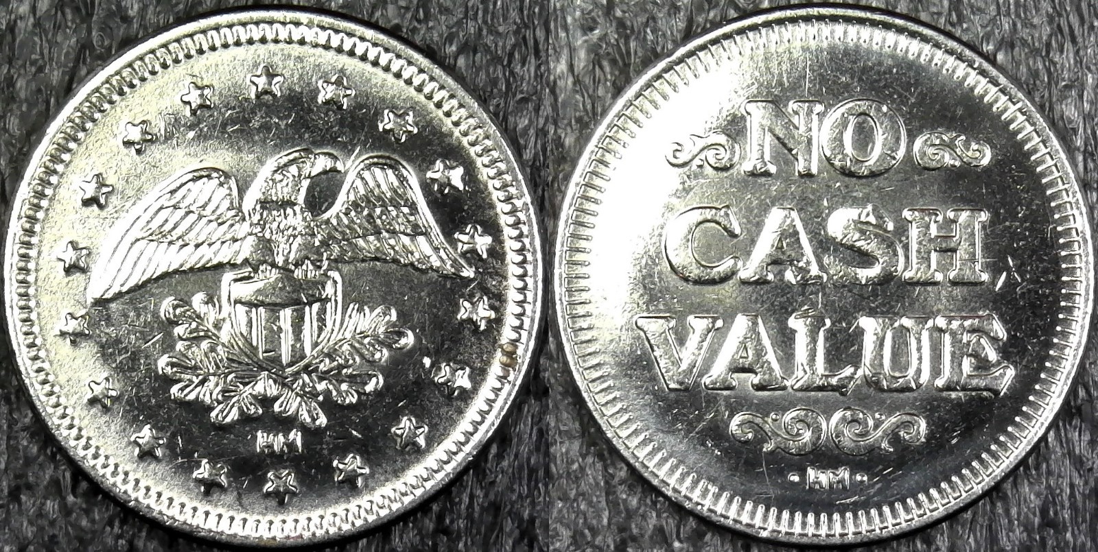 Eagle & Shield - No Cash Value Arcade, Game Token 25mm (c761)