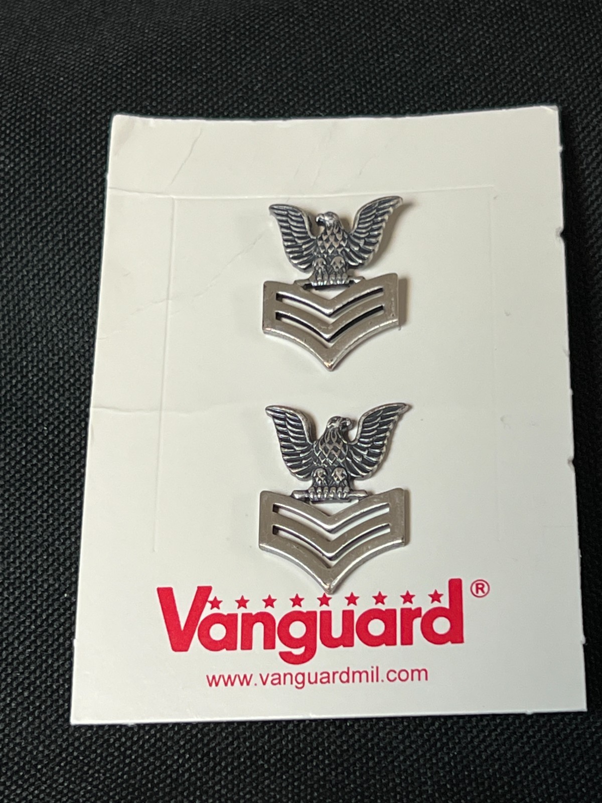 US NAVY PETTY OFFICER 1ST CLASS COLLAR DEVICE PINS PAIR LEFT/RIGHT NAVY ISSUE