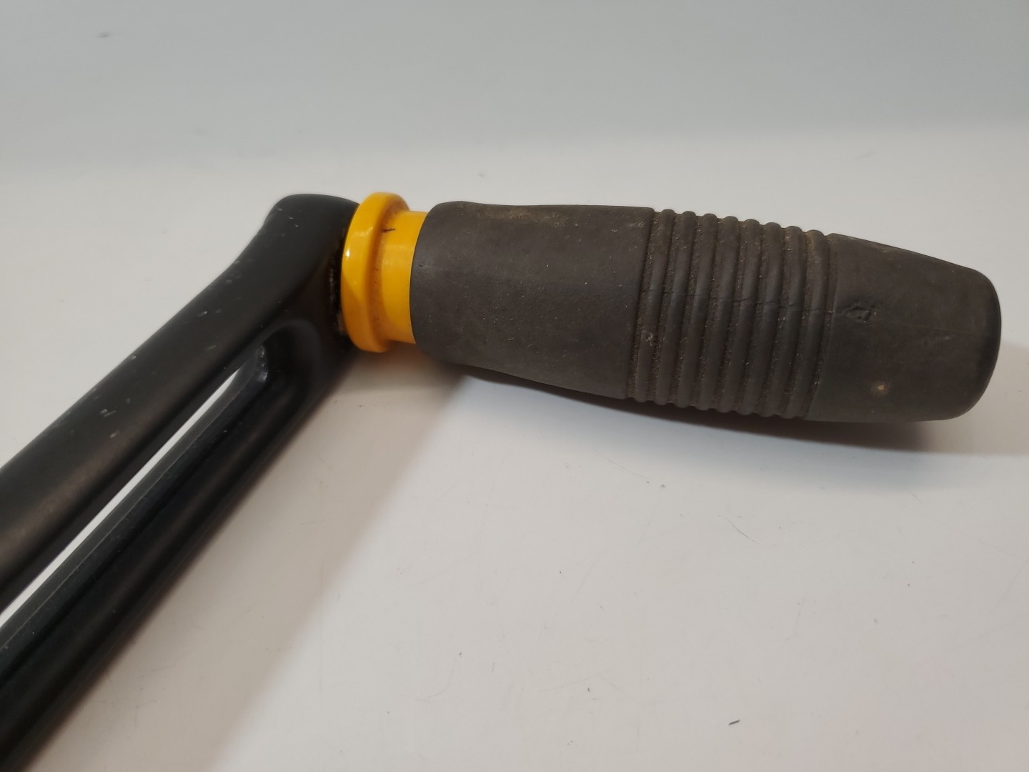 Antal Winch Handle / Aluminum / Single Hand Grip / Locking