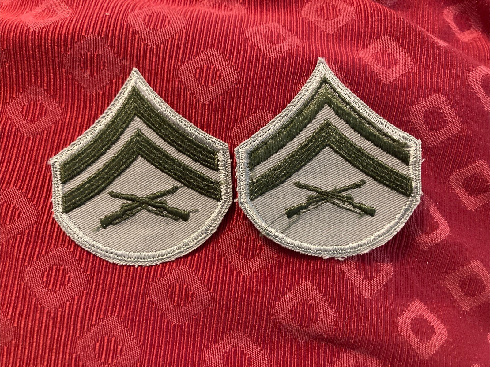 USMC Corporal Cpl Marines ! E4 Chevrons ! PATCH pair! green/tan for Khaki shirt