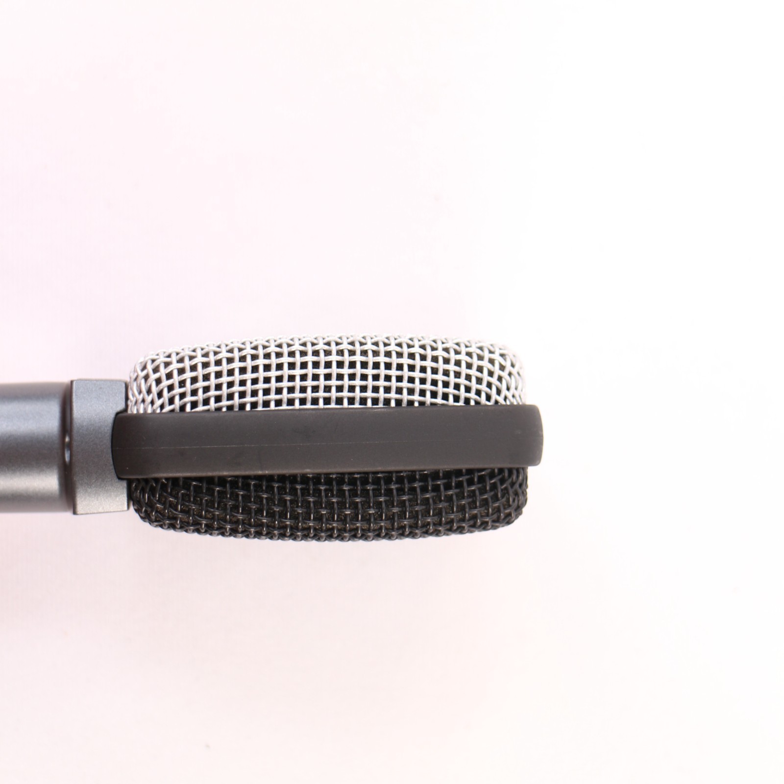 Sennheiser e609 Silver Dynamic Super-Cardioid Microphone Tested Guitar Amplifier