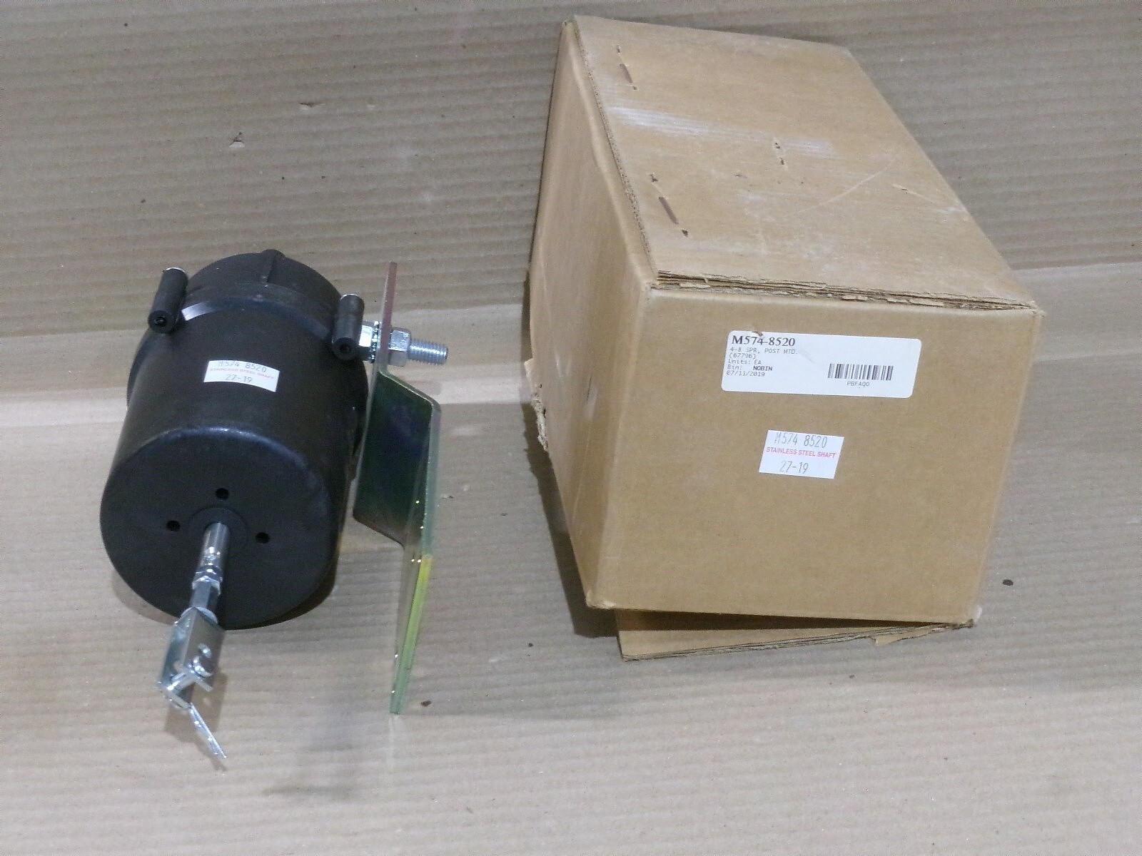 New Schneider M574-8520 4-8 SPR Pneumatic Damper Actuator AK