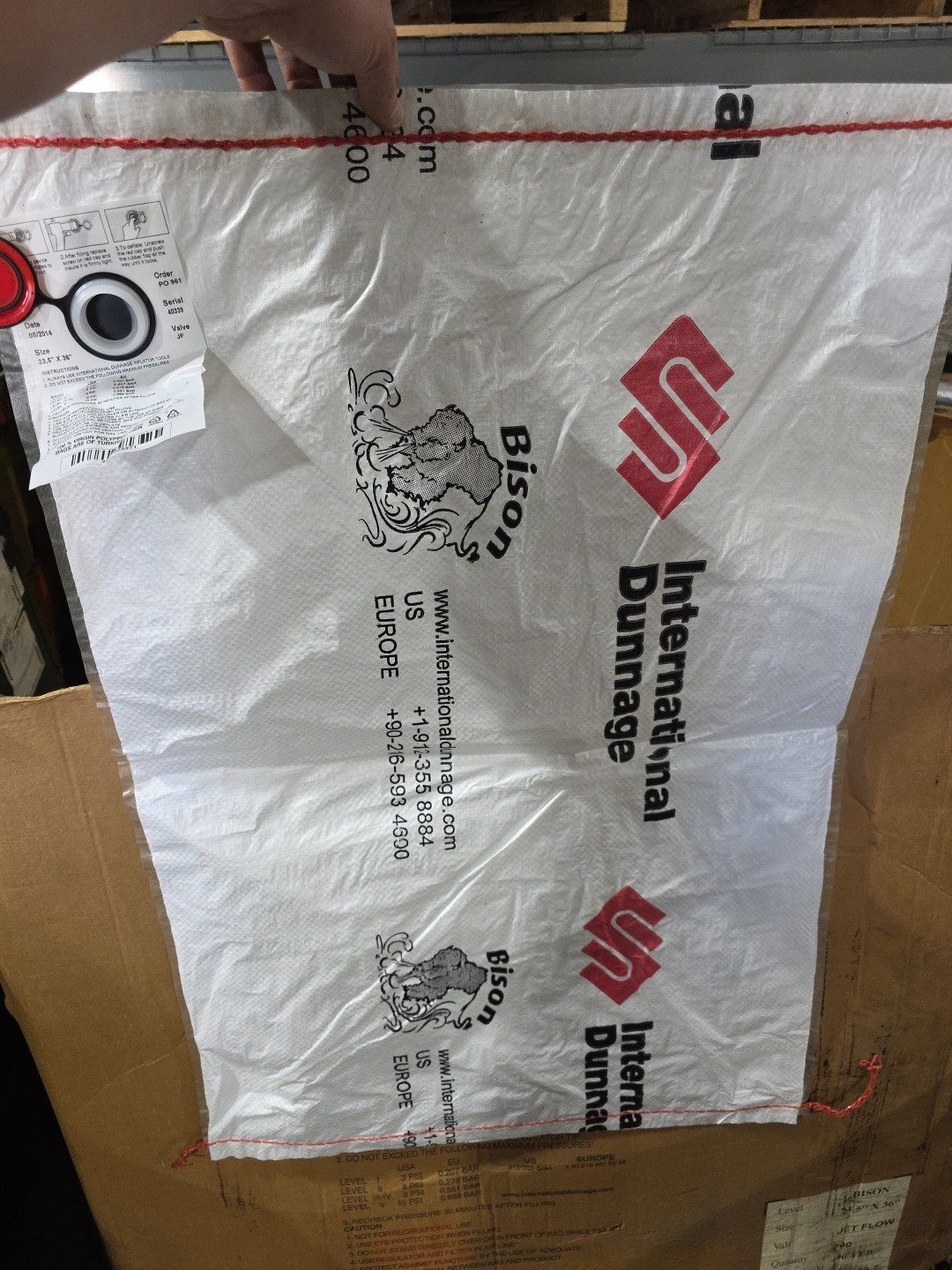 International Dunnage Bison Bags JF Valve 23-1/2" X 36" Lots Of 10