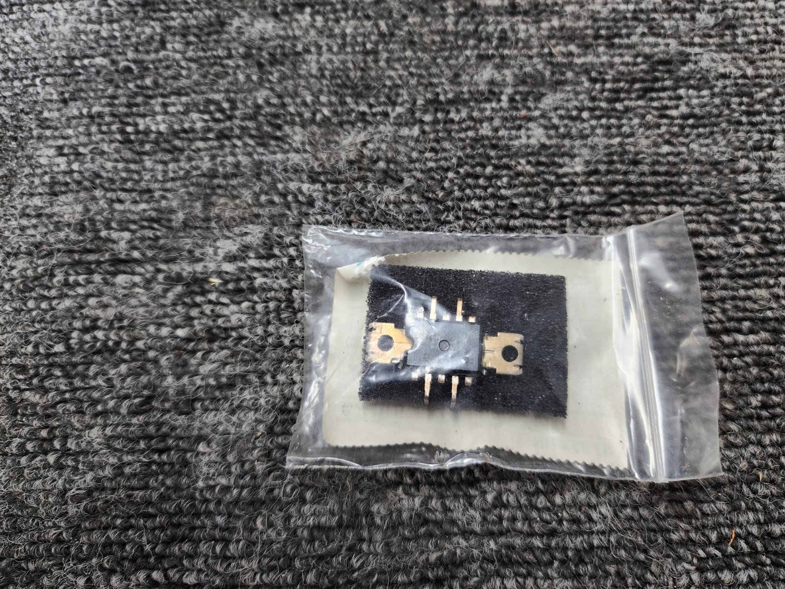 Hitachi HA1308 Amplifier Chip.