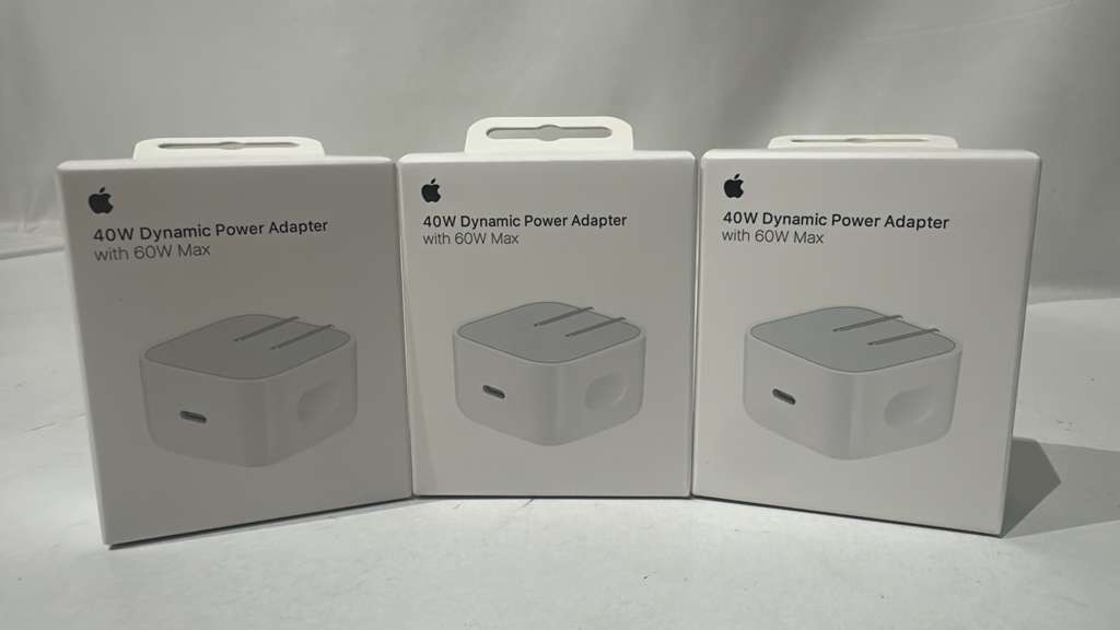 Genuine Apple 40W Dynamic Power Adapter with 60W Max