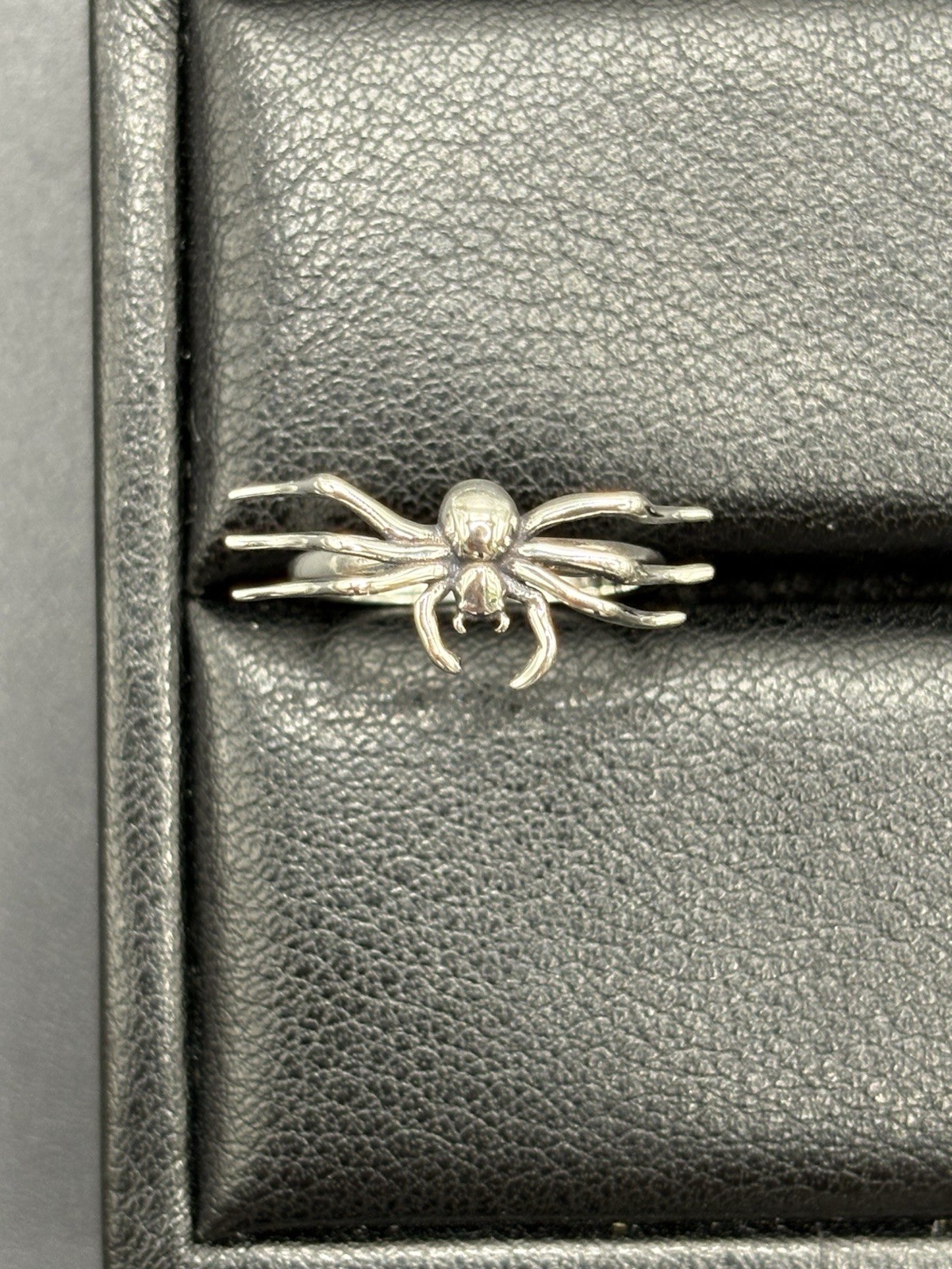 New Condition Sterling Silver Spider Toe Ring 925 B13