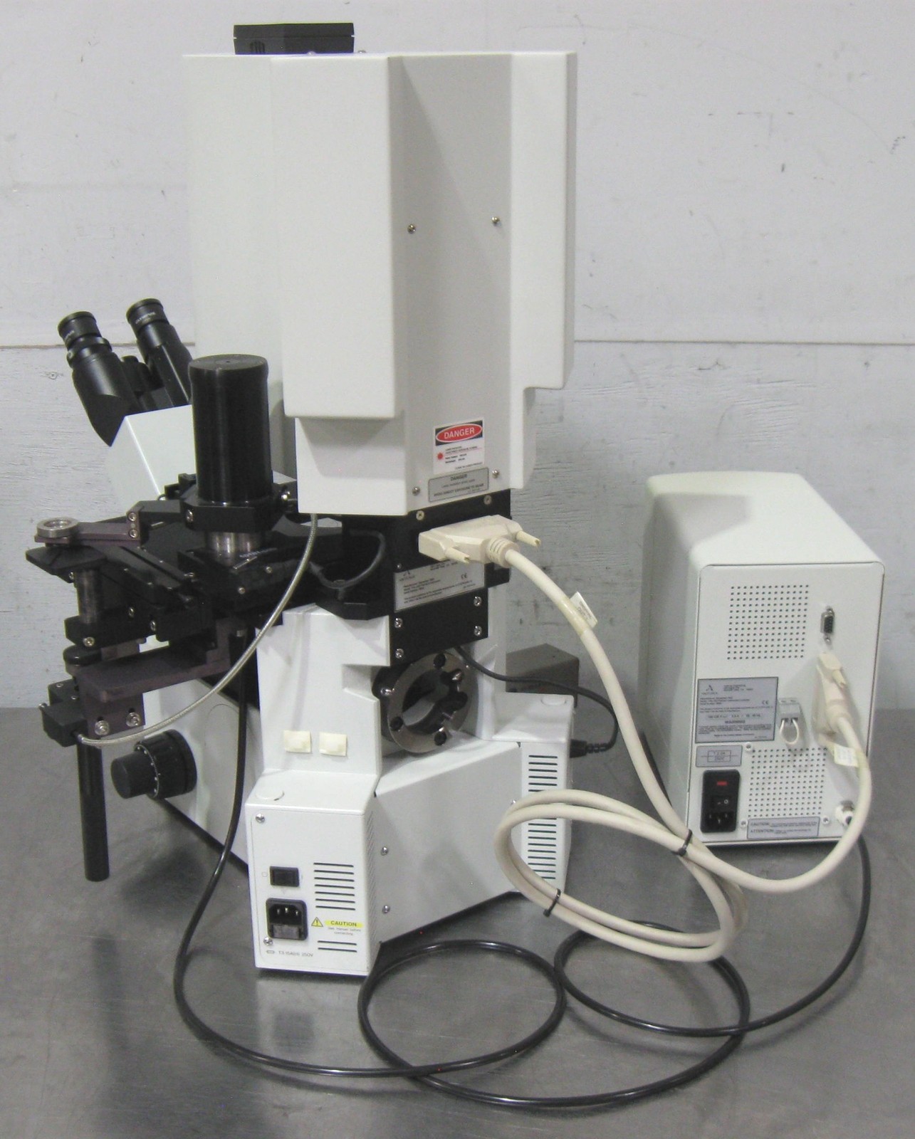 C200642 Arcturus PXL-200 PixCell II Instrument Laser Microscope w/ Controller