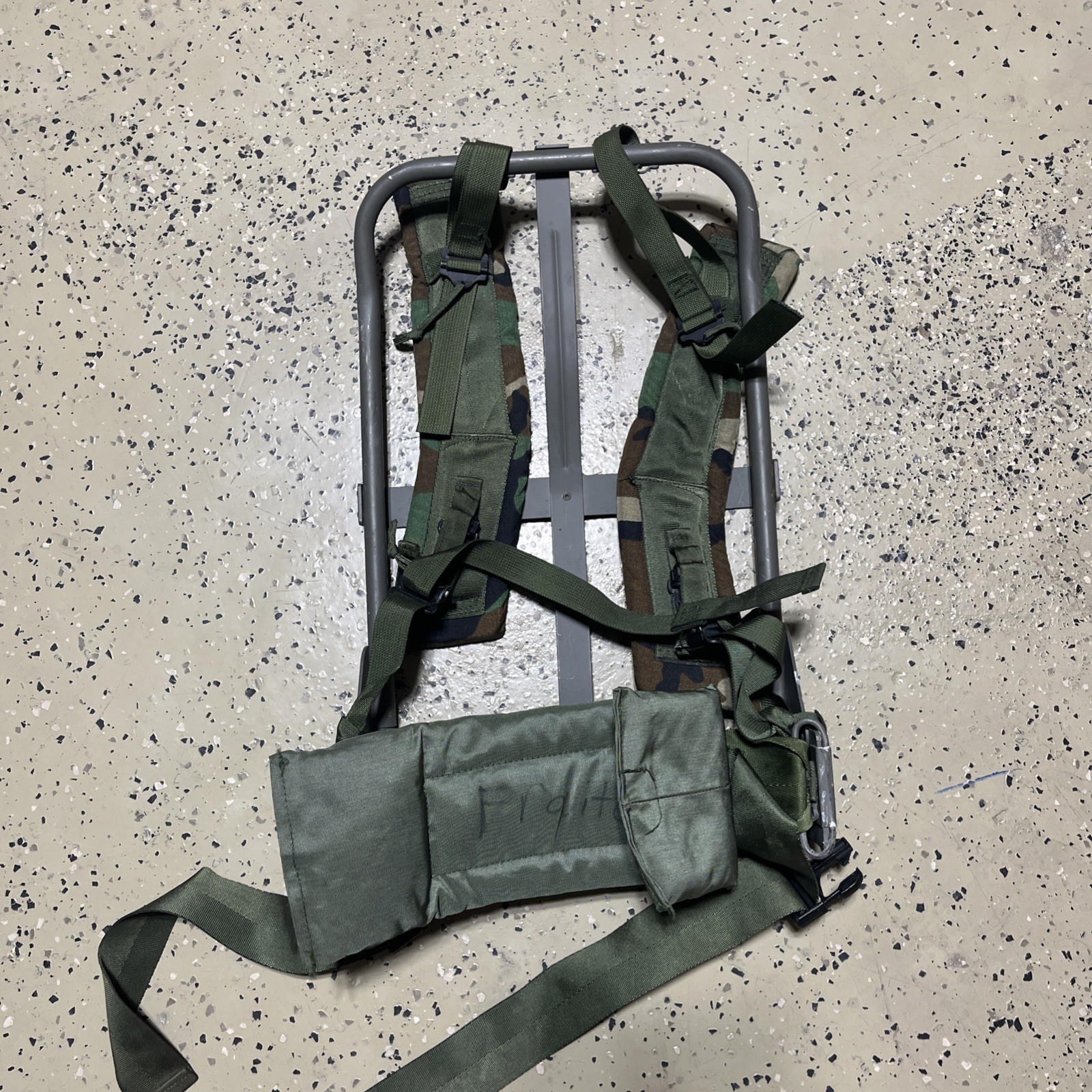 USGI Alice Pack Frame Complete W/ Shoulder Straps Waist Pad COMPLETE LC-2