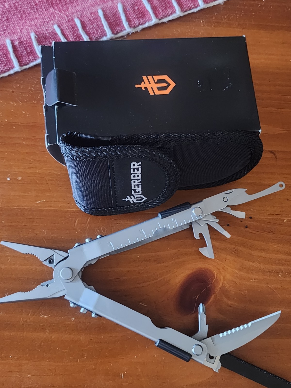 Gerber Multi-Plier 600 Needlenose 07563N Pro Scout SS with Box and Sheath