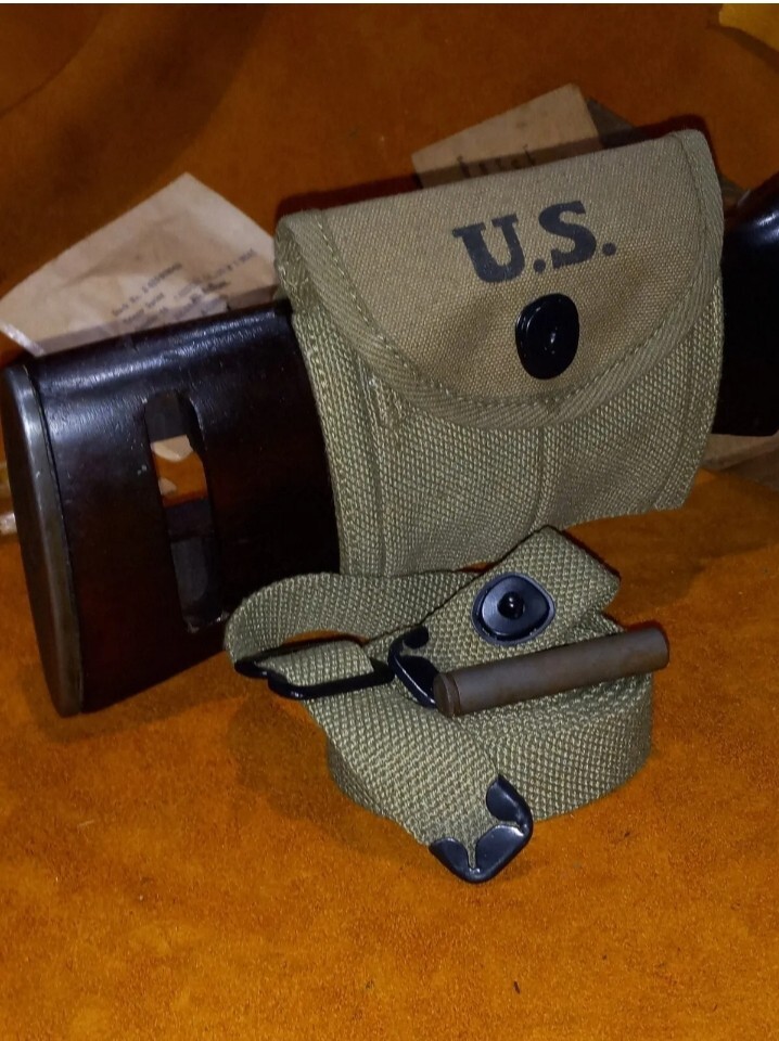 M1 Carbine Pouch With Sling Oiler