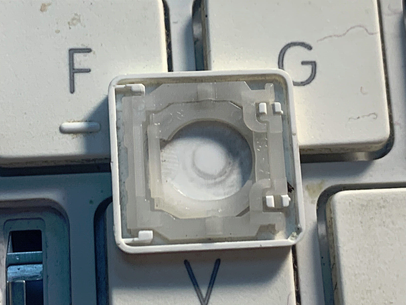 🔑ORIGINAL Apple MACBOOK A1181 2008 Replacement Keys with HINGE Clips *WHITE*