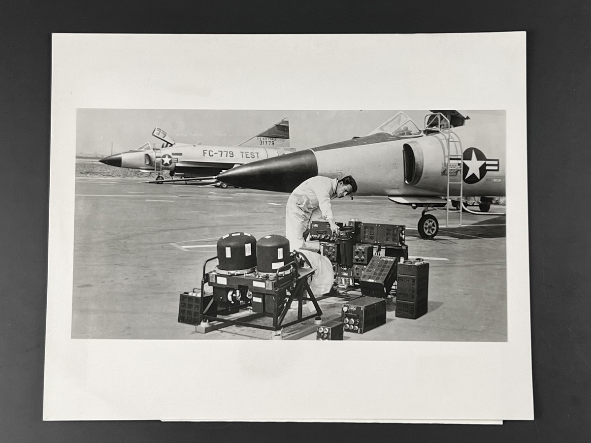 VTG. AIRPLANE AVIATION PHOTO - HUGHES ARAMENT CONTROL SYSTEM & CONVAIR F-102A