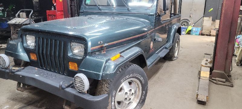 94 Jeep Wrangler Engine ECM Electronic Control Module Left Hand Firewall