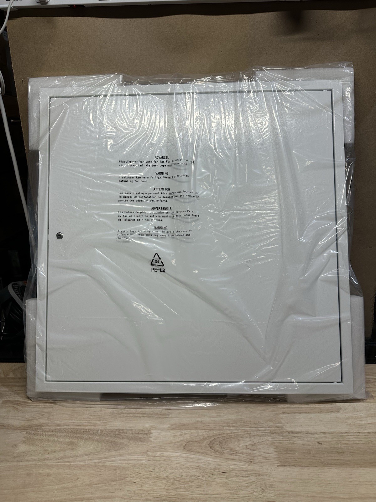 VEVOR Metal Access Panel  24"x24" Plumbing  Access Door