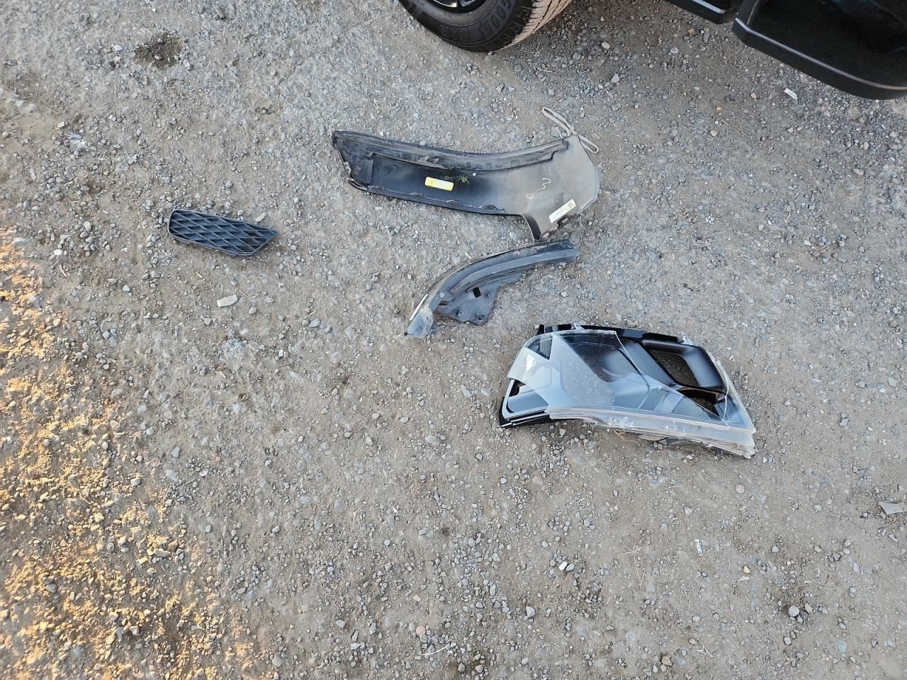 TDODR1500 2021 Glove Box 4944689