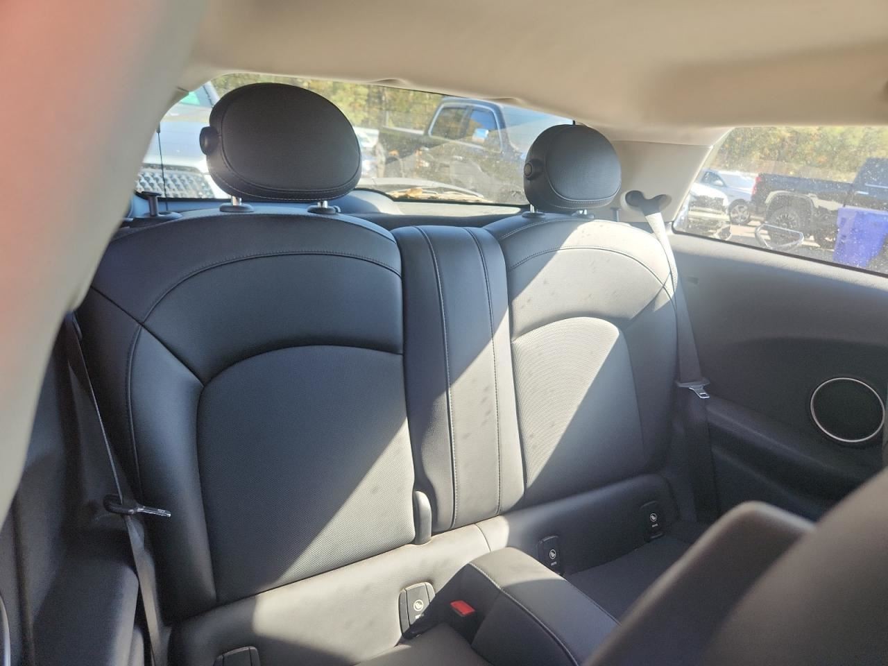 MINI 1 2014 Glove Box 4910860