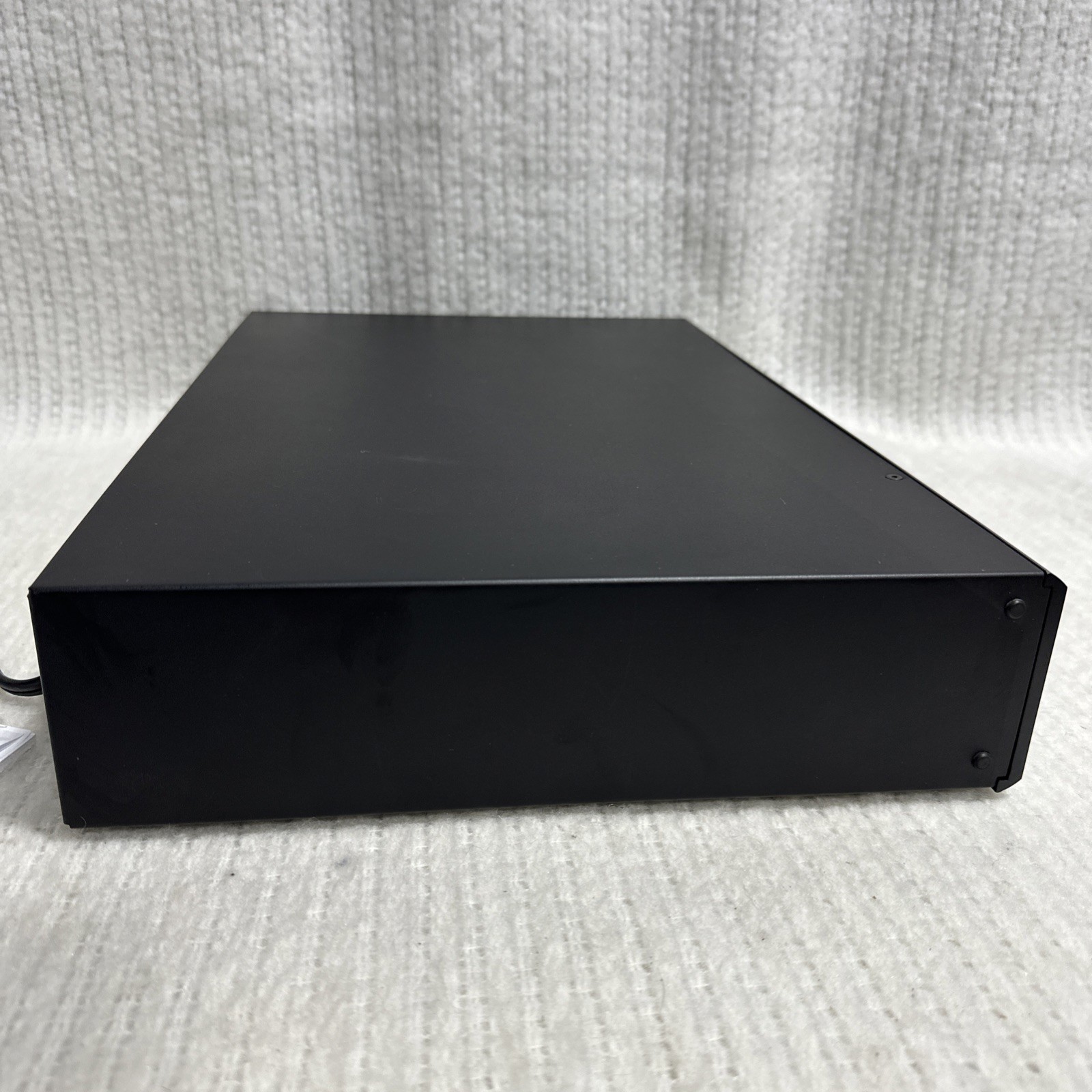 Adcom GFT-555 Stereo Tuner. 100% Working Condition. Great FM Reception.