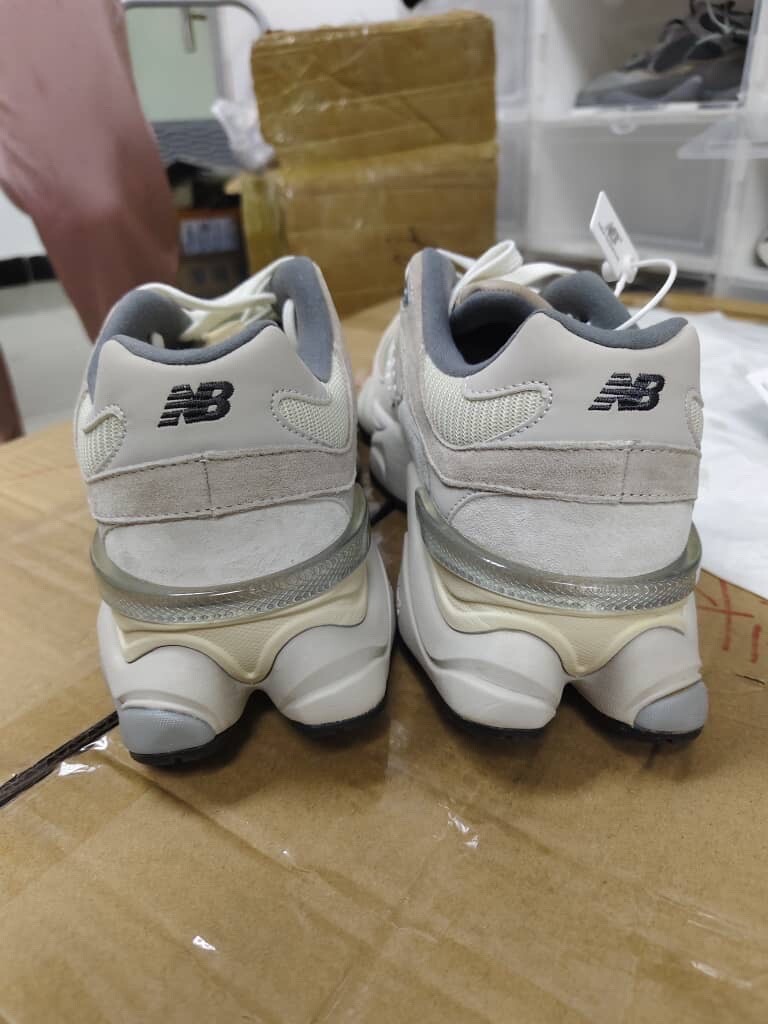 New Balance U9060MAC 7-12 size