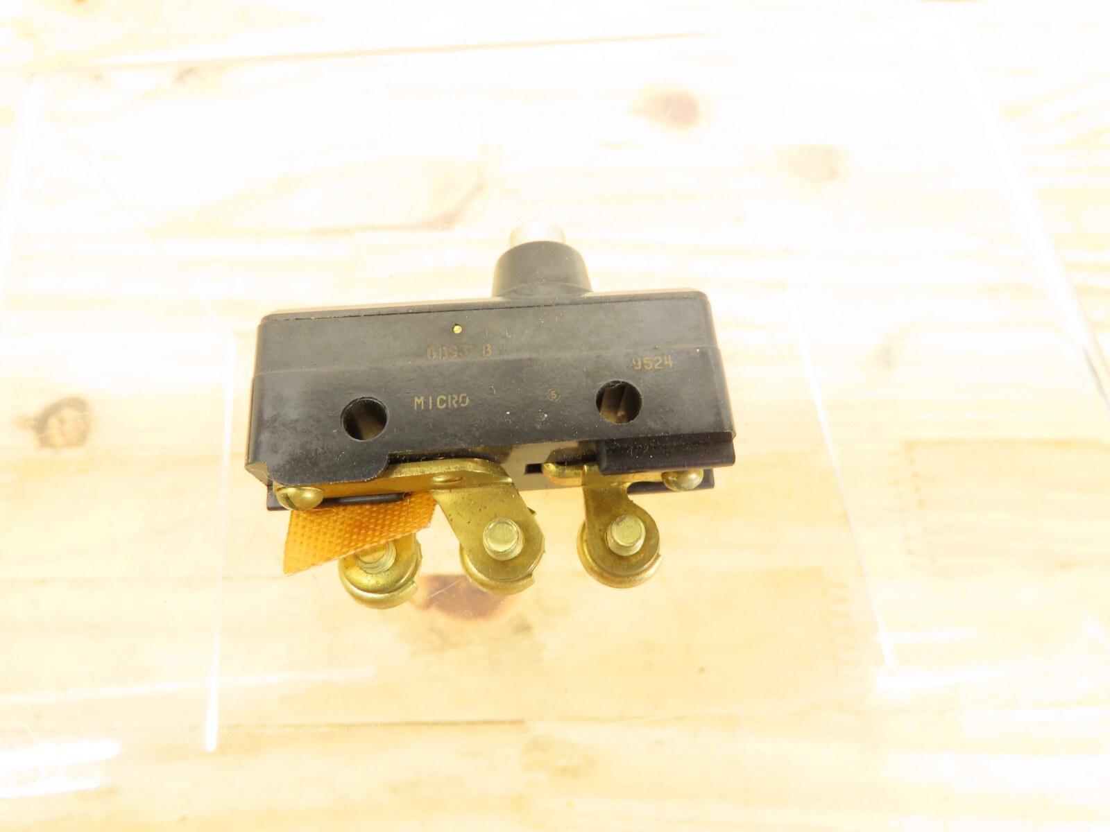 Industrial Snap Action Switch Over Travel Micro Switch Freeport ILL. GBS3-B
