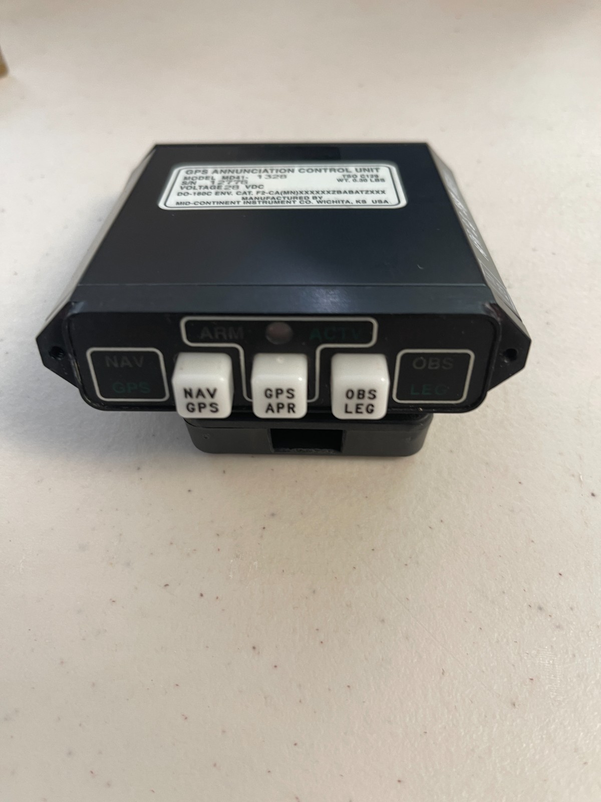 Mid-Continent Annunciator Switch  MD-41:1328