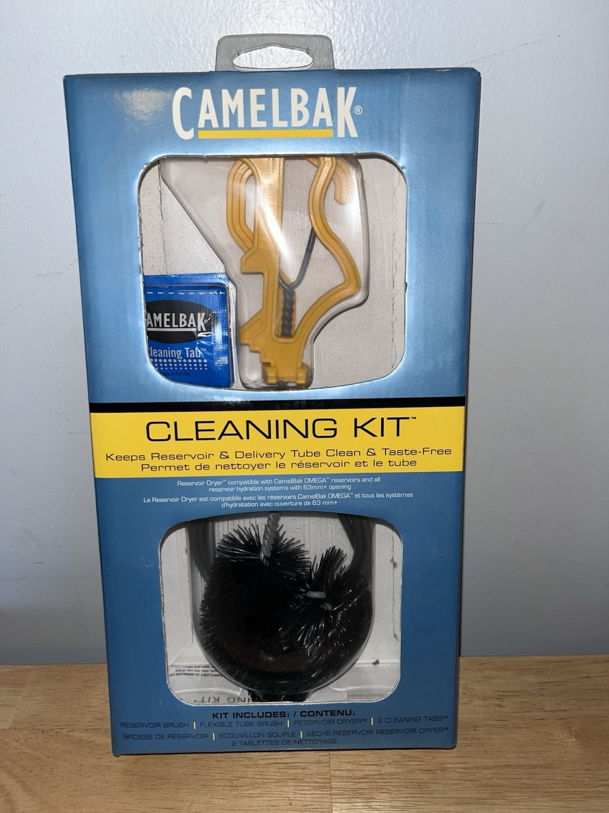 New Camelbak Cleaning Kit Cleaning Tabs Brushes Dryer New In Box