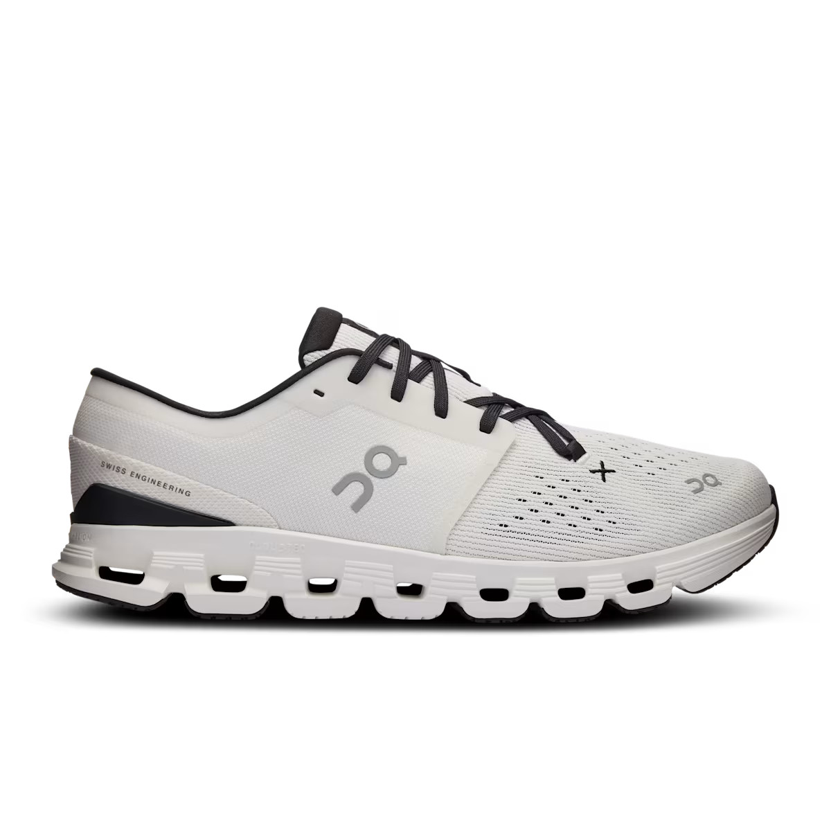 On Men's Cloud X 4 ( Various Colors), Authentic 100%. Free ship
