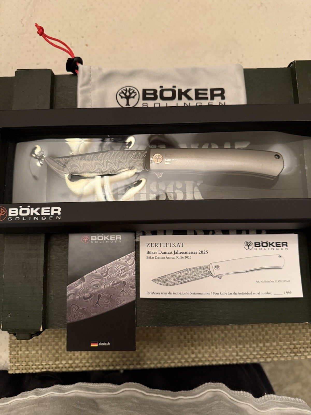 BOKER® Damast Annual 2025 Collector's Knife 3.19" Damascus Titanium - 1132025DAM