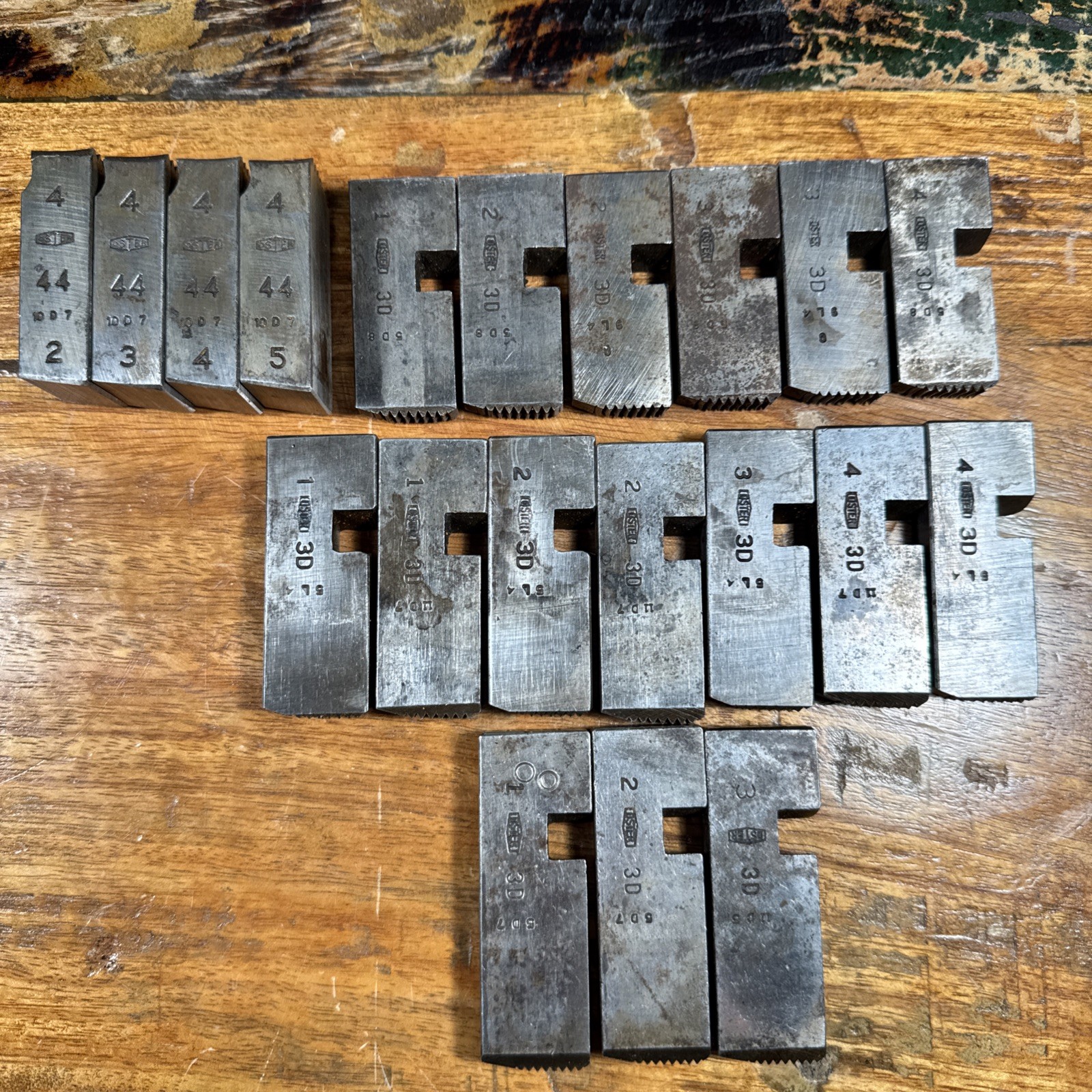 OSTER Dies Lot 20 pieces 3d 44 Various Sizes