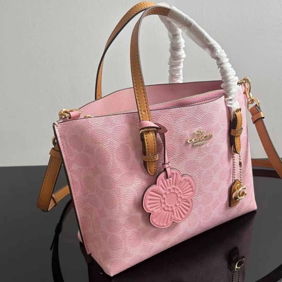 CER24 Coach Mollie Tote Bag 25 In Signature Canvas With Charms Powder Pink NWT