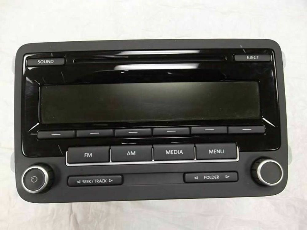 2013-2015  Volkswagen Passat Radio CD Player 1K0035164D