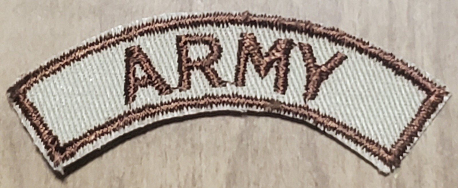 US ARMY Shoulder Arc Tab Rocker Cut DESERT PATCH tan & brown VTG NOS subdued