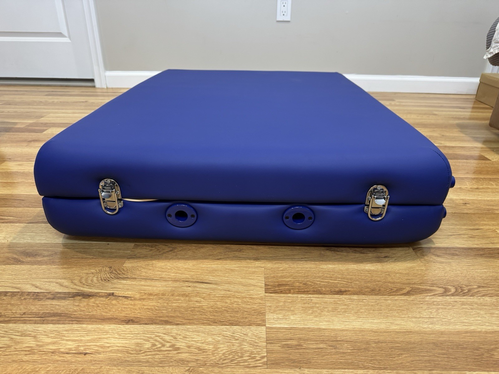 Portable Massage Table Folding Adjustable Wooden Spa Bed w/ Black Carry Case
