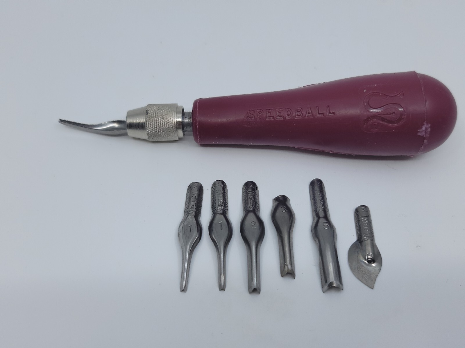 Speedball Woodcarving Tool With Interchangeable Chisel Gouge Knife Tips Carving