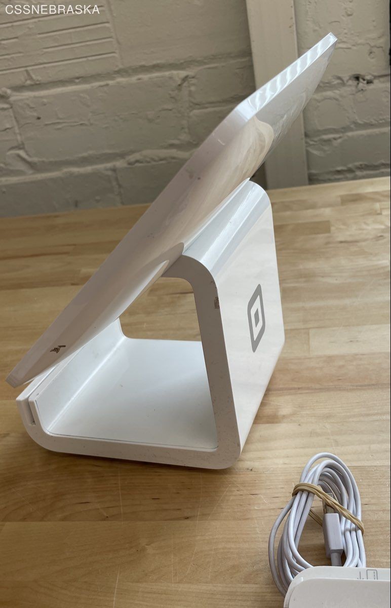 Square Stand S089 for iPad with Lightning Connector and Contactless Chip Reader