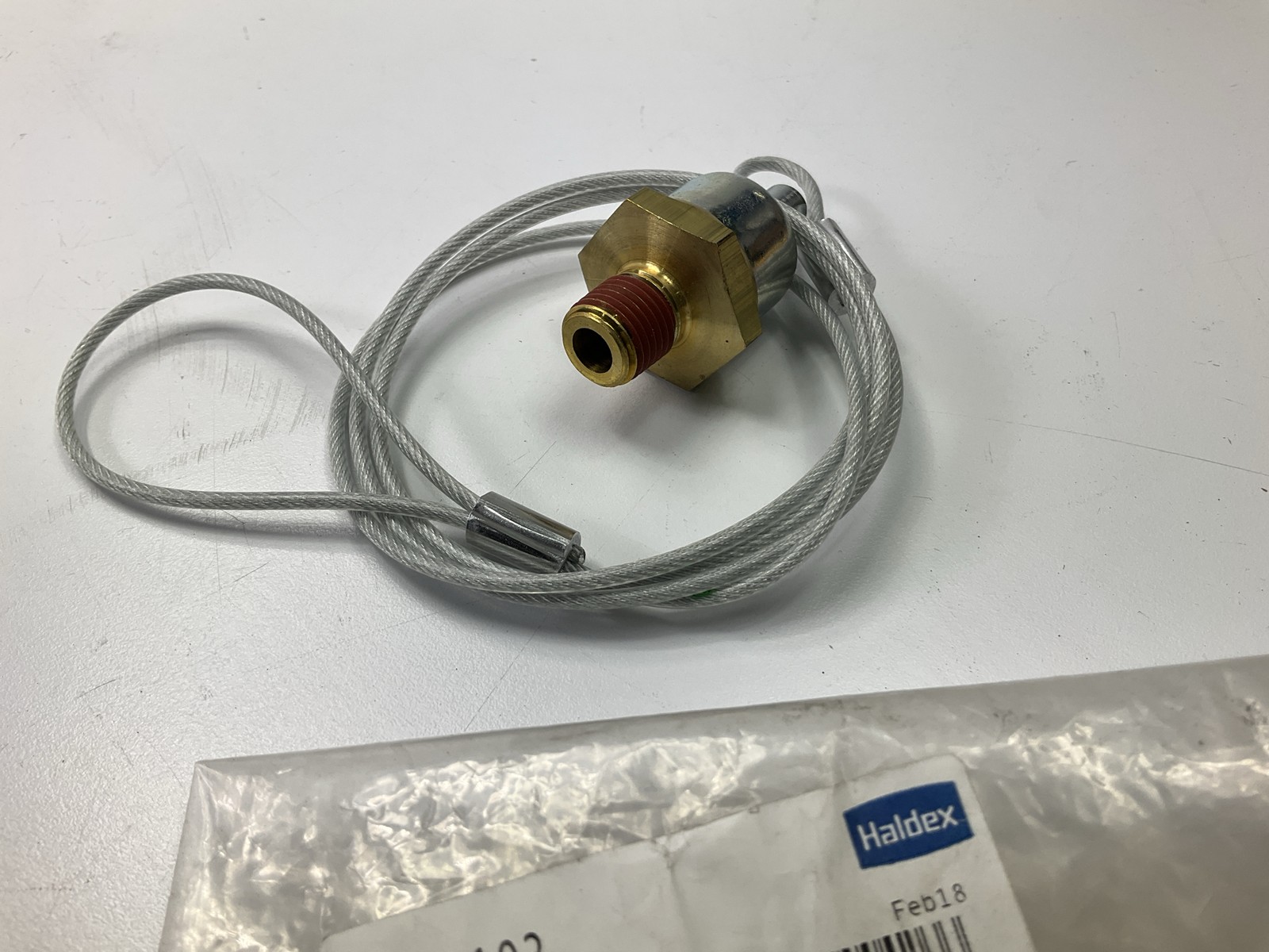 Haldex 12103 Manual Air Tank Pull Drain Valve, 1/4" NPT, 36" Pull Cable (3 Feet)