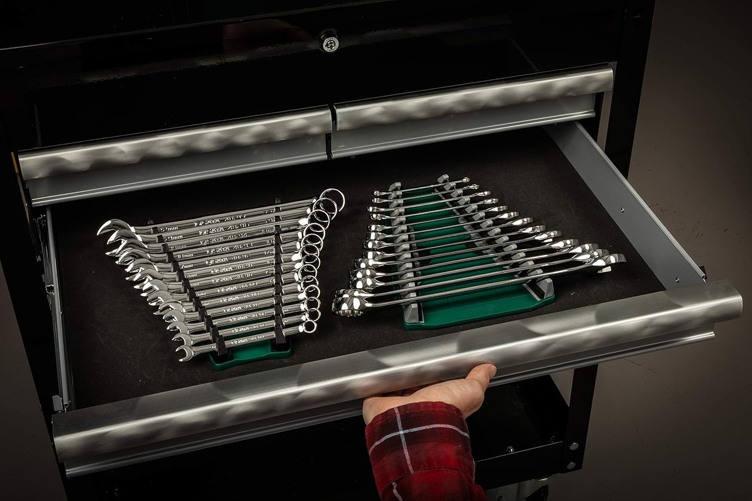 Space-Efficient Reversible Wrench Rack - 2 Pack with Self-Aligning Access