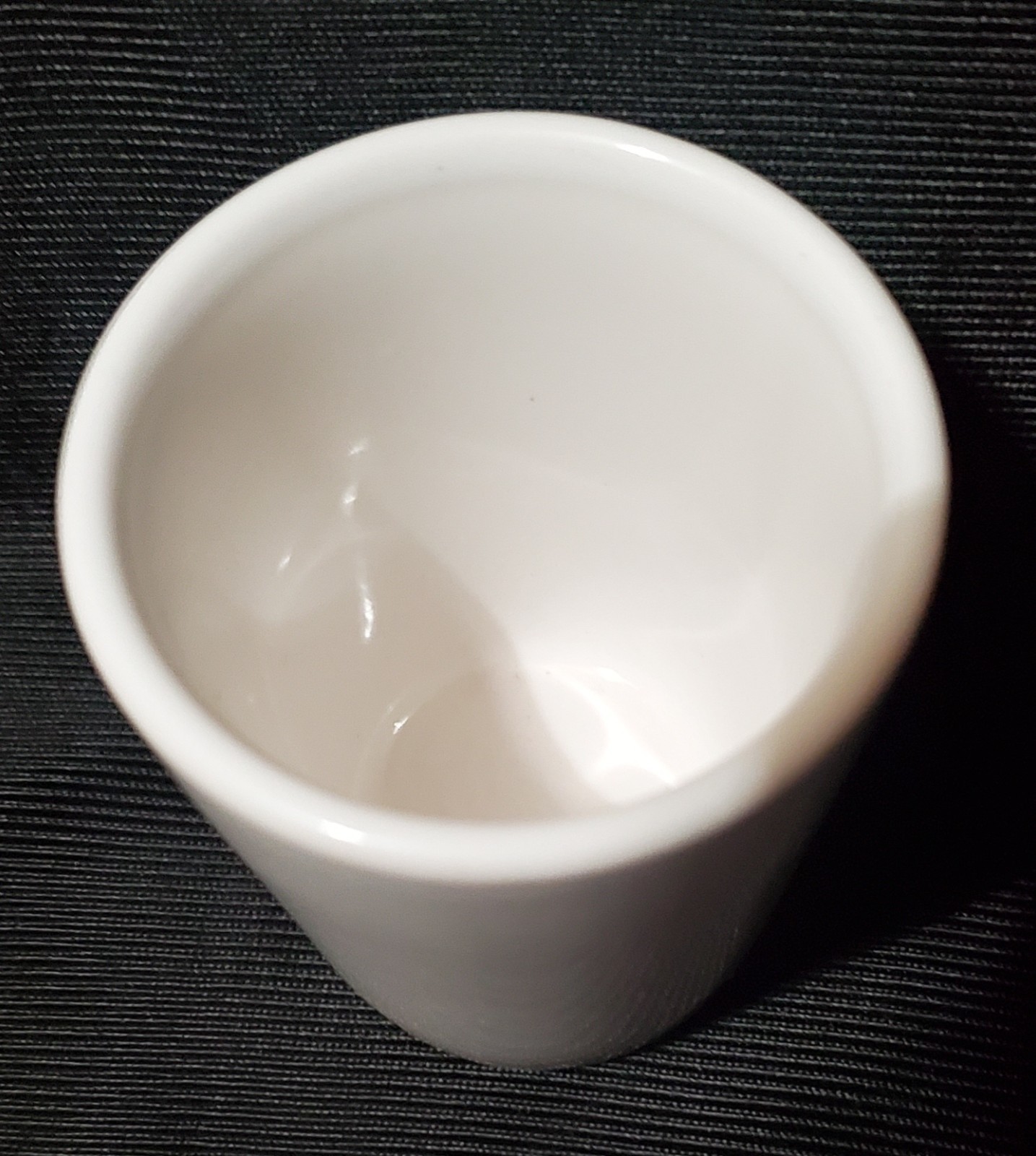 Harrier 1½ White Shot Glass