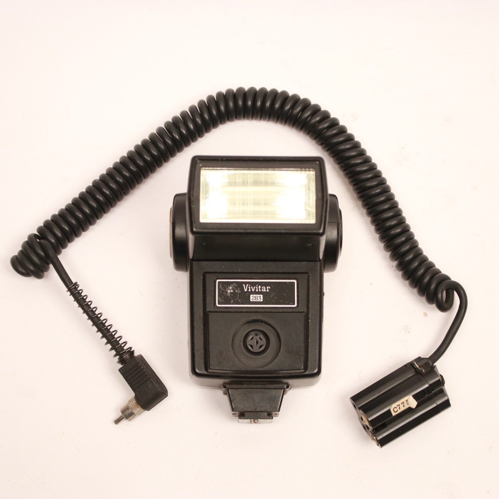 Vivitar 283 Auto Thyristor - Tested and working With Pwr Cable - NO BATTERY CAGE